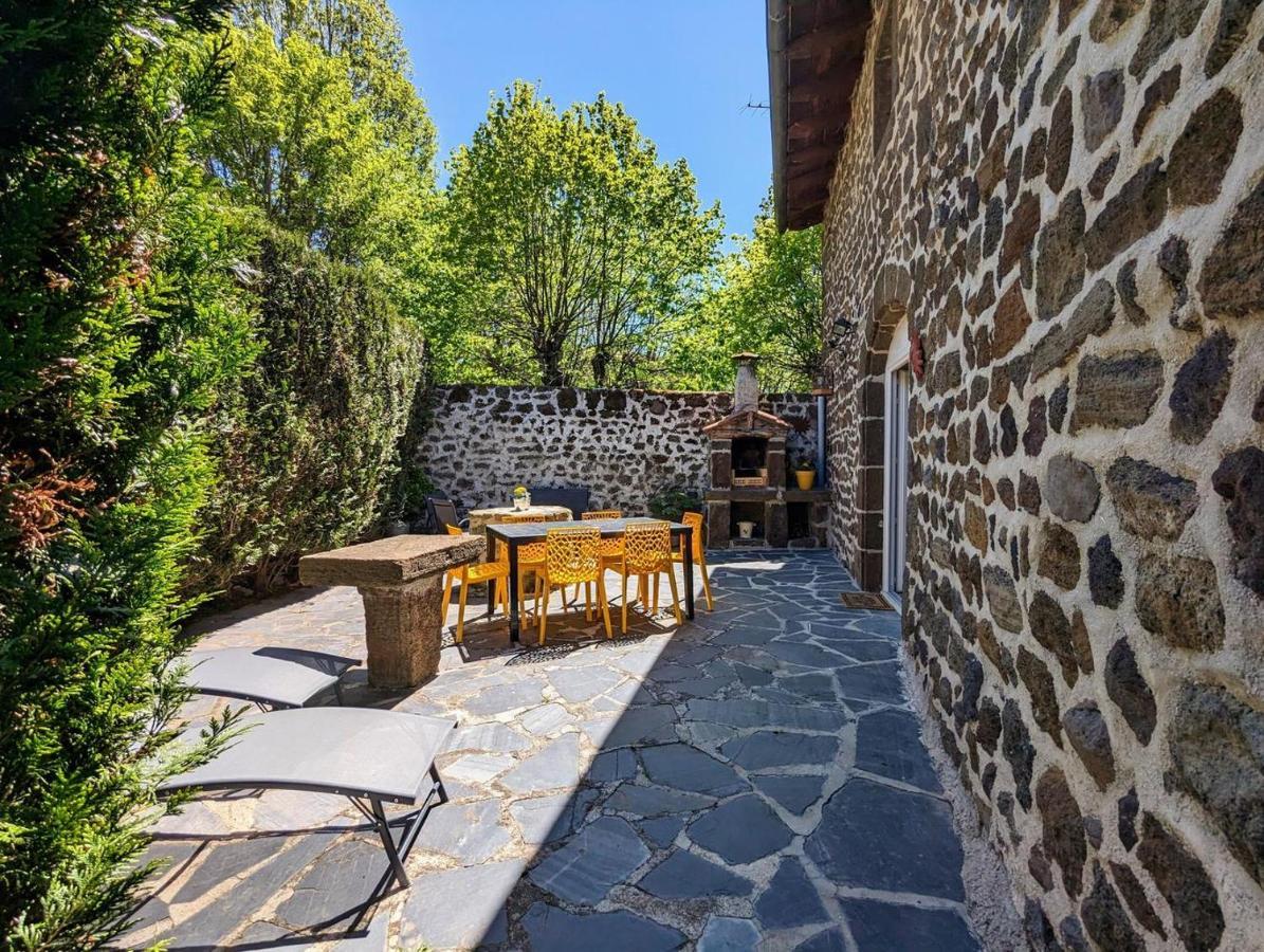 Maison Du Soleil Chez Isa Polignac  Dış mekan fotoğraf